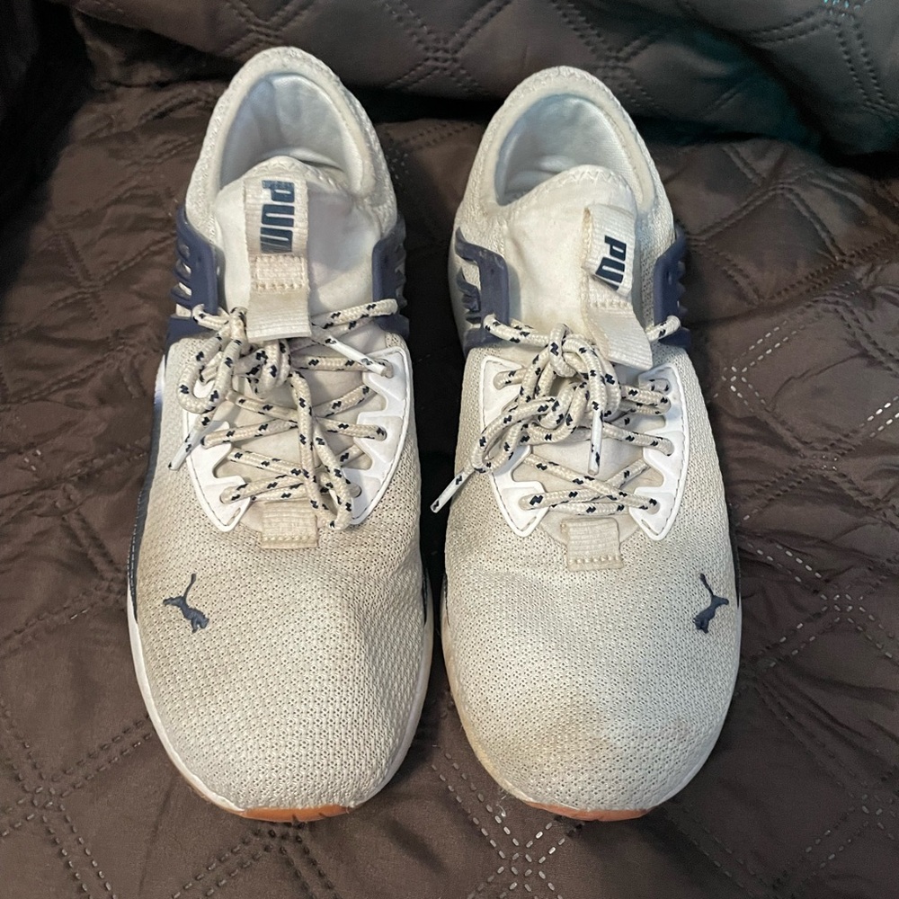 PUMA Men's Gray Athletic Shoes